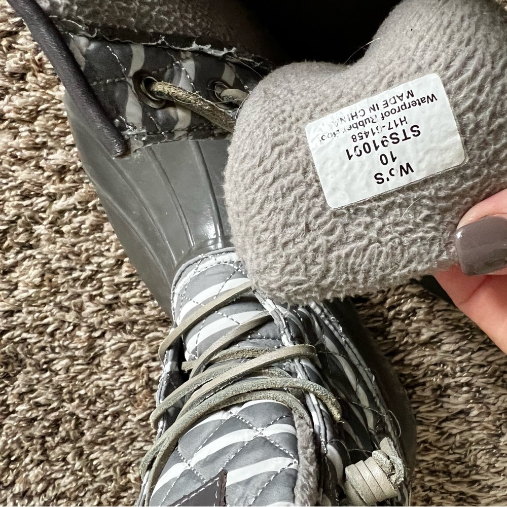 Sperrt grey rain boot - Picture 2 of 3